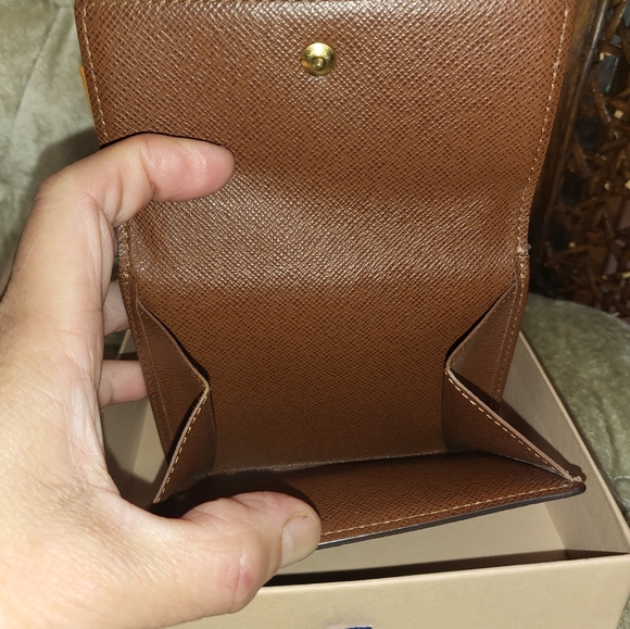 Authentic Louis Vuitton Monogram small compact wallet - Picture 5 of 7